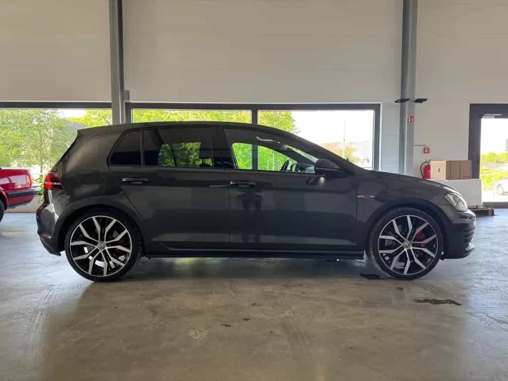 Volkswagen Golf VII Lim. GTI Performance 221 kW/Bi-Xenon 03/2015-photo-3