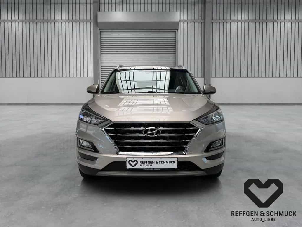 Hyundai TUCSON ADVANTAGE DCT+KLIMA+NAVI+KAMERA+DAB+TÜV+ 10/2019-photo-1