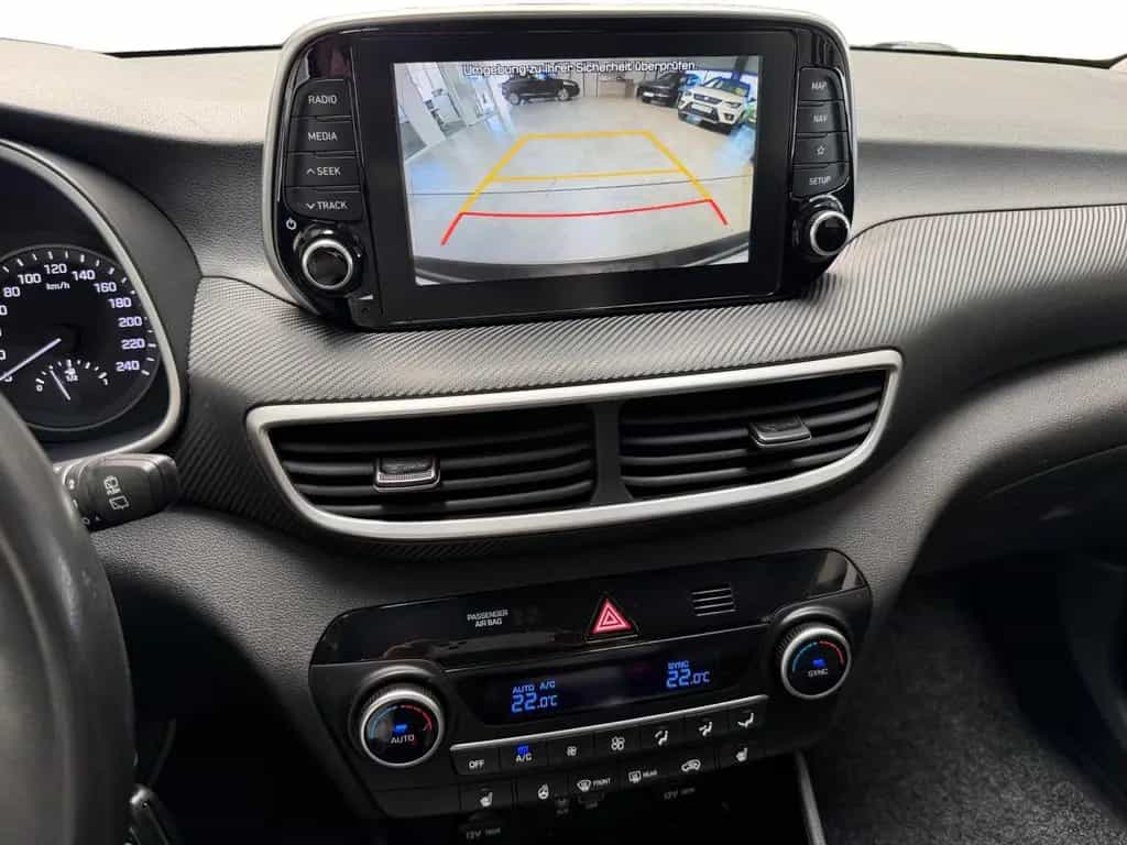 Hyundai TUCSON ADVANTAGE DCT+KLIMA+NAVI+KAMERA+DAB+TÜV+ 10/2019-photo-10