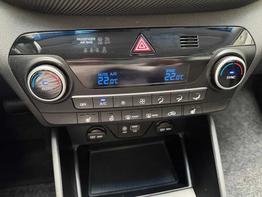 Hyundai TUCSON ADVANTAGE DCT+KLIMA+NAVI+KAMERA+DAB+TÜV+ 10/2019-photo-15