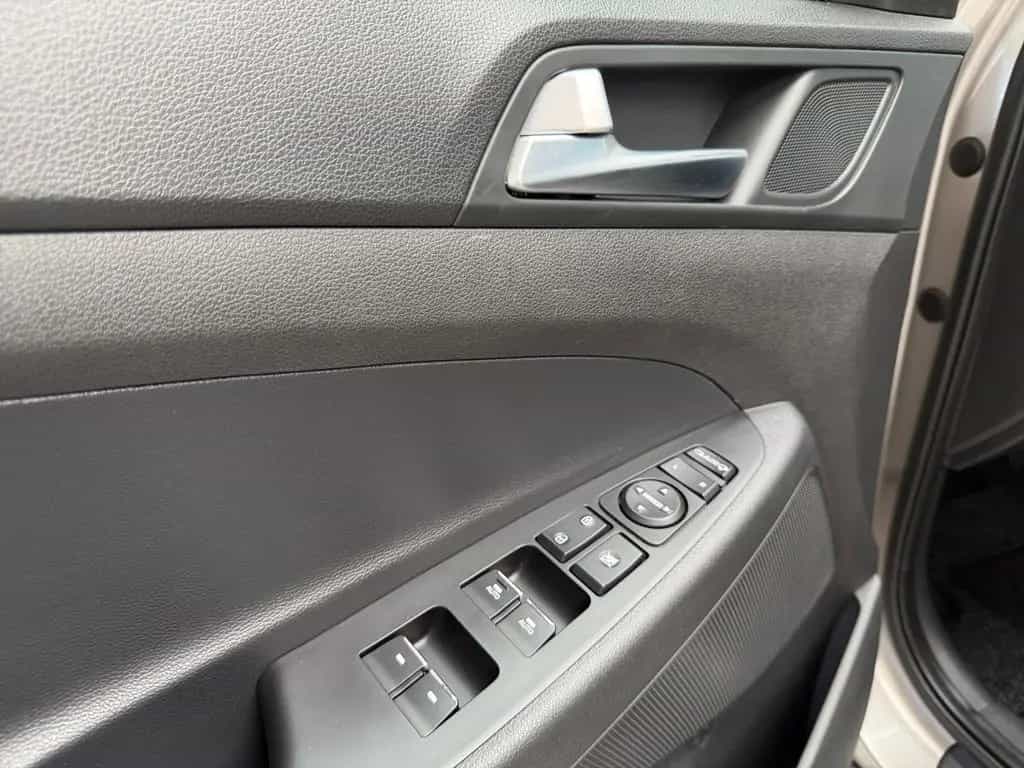Hyundai TUCSON ADVANTAGE DCT+KLIMA+NAVI+KAMERA+DAB+TÜV+ 10/2019-photo-20
