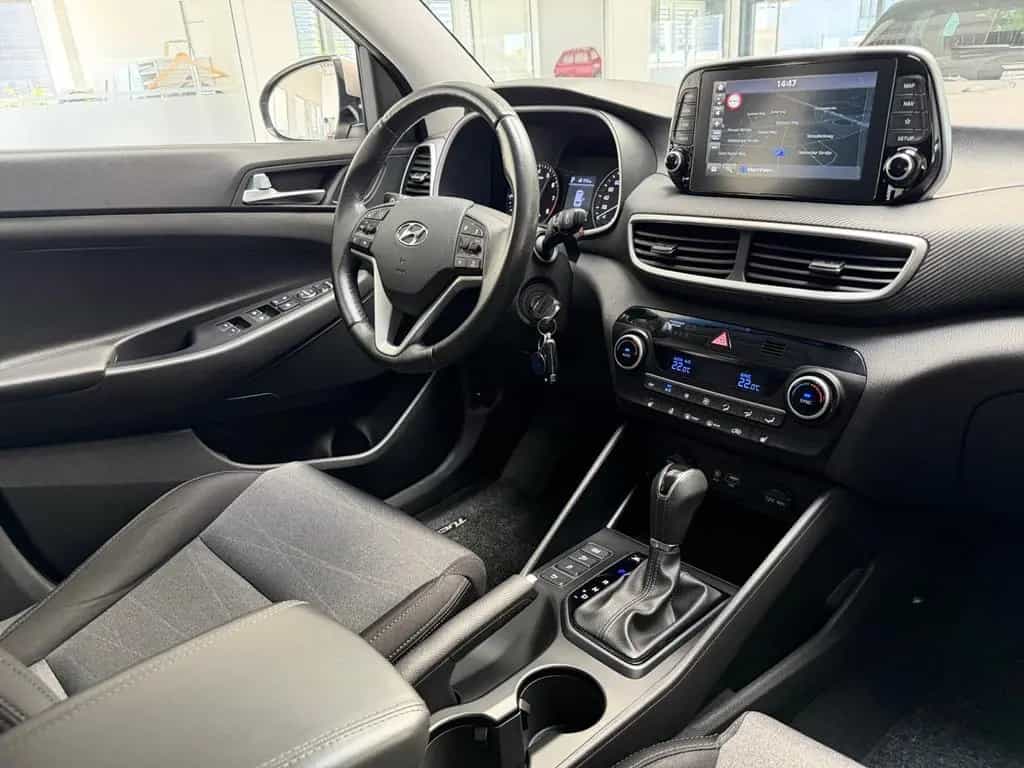 Hyundai TUCSON ADVANTAGE DCT+KLIMA+NAVI+KAMERA+DAB+TÜV+ 10/2019-photo-9