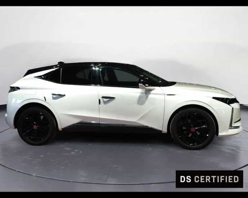 DS Automobiles DS4 DS DS4 2ª serie BlueHDi 130 aut. Performance Lin 04/2022-photo-3