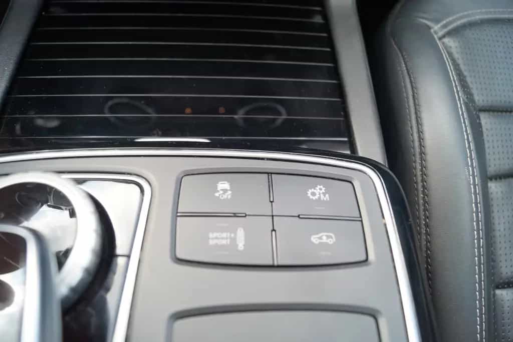 Mercedes-Benz GLE 63 AMG GLE 63 S AMG GLAS DACH LED TOP ZUSTAND 07/2019-photo-13
