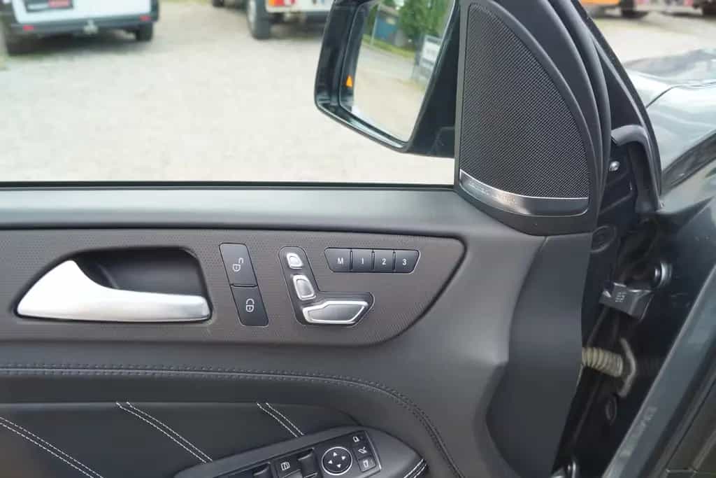 Mercedes-Benz GLE 63 AMG GLE 63 S AMG GLAS DACH LED TOP ZUSTAND 07/2019-photo-15