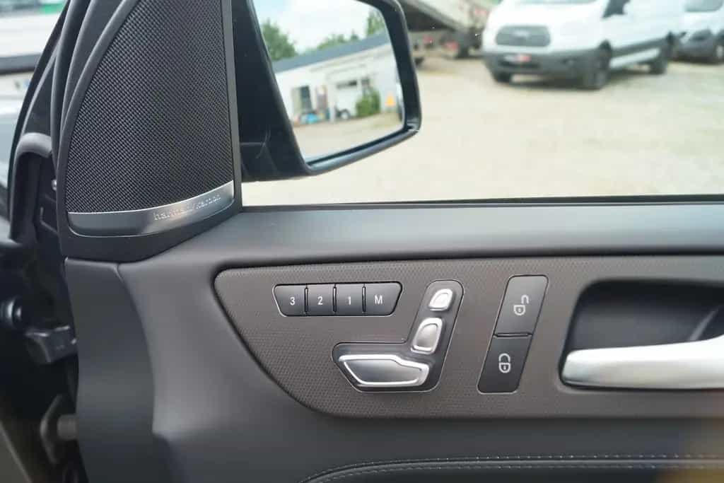 Mercedes-Benz GLE 63 AMG GLE 63 S AMG GLAS DACH LED TOP ZUSTAND 07/2019-photo-16