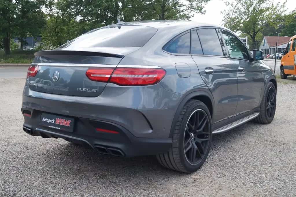 Mercedes-Benz GLE 63 AMG GLE 63 S AMG GLAS DACH LED TOP ZUSTAND 07/2019-photo-4