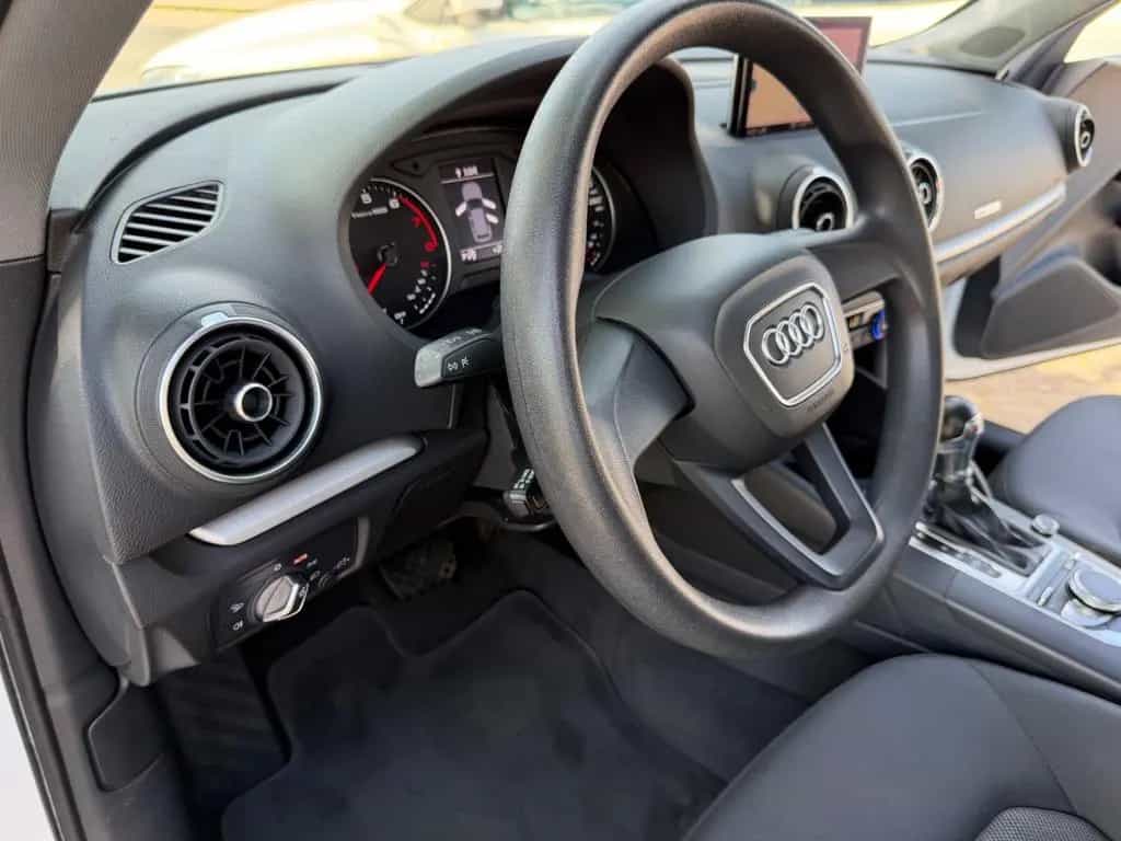 Audi A3 Sportback basis 09/2018-photo-10