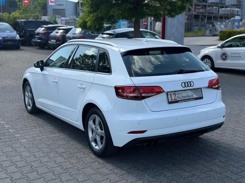 Audi A3 Sportback basis 09/2018-photo-3