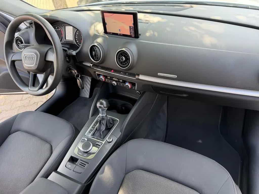 Audi A3 Sportback basis 09/2018-photo-9