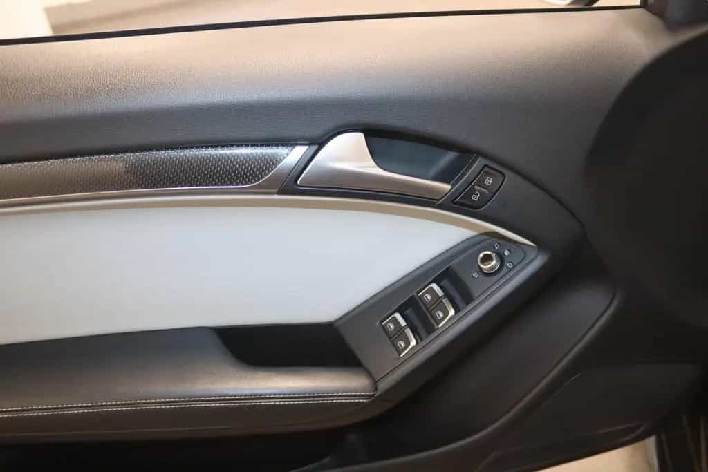Audi S5 Cabrio 3.0 TFSI quattro-NAV-XENON-LEDER-KESSY 02/2012-photo-14