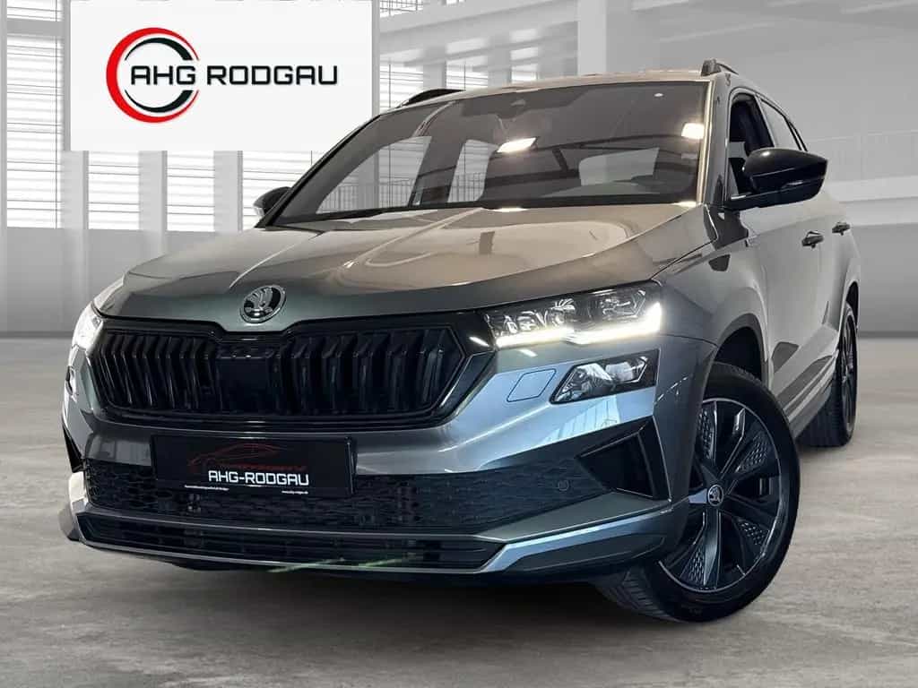 Skoda Karoq Sportline 4x4 03/2023-photo-1
