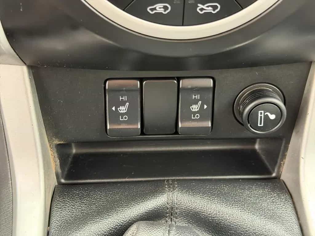 Isuzu D-Max Double Cab 4WD LEDER/KAMERA/SCHECKHEFT/ 01/2014-photo-24