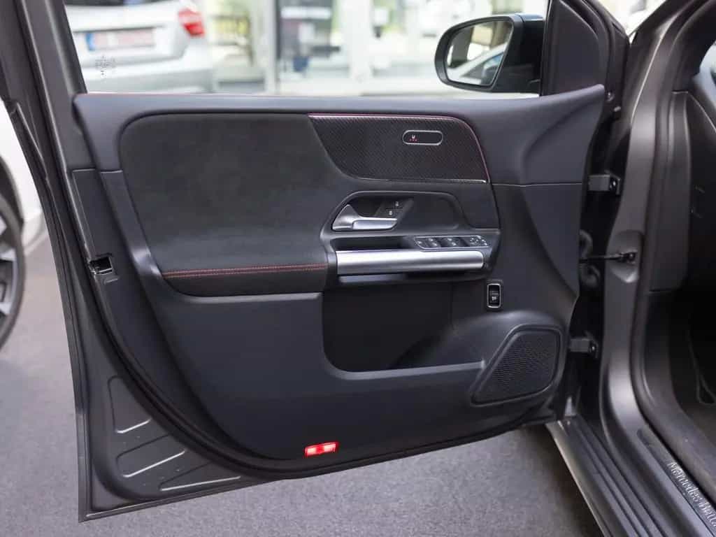 Mercedes-Benz B 250 4MATIC mit AMG Line,MBUX,LED,Kamera,Night 01/2020-photo-20
