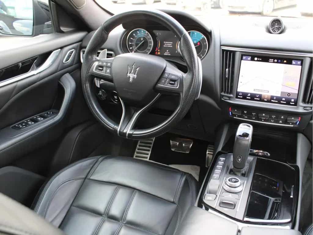 Maserati Levante 3.0 V6 Q4 GRANSPORT NEW MODEL CUIR NAVI 07/2021-photo-11