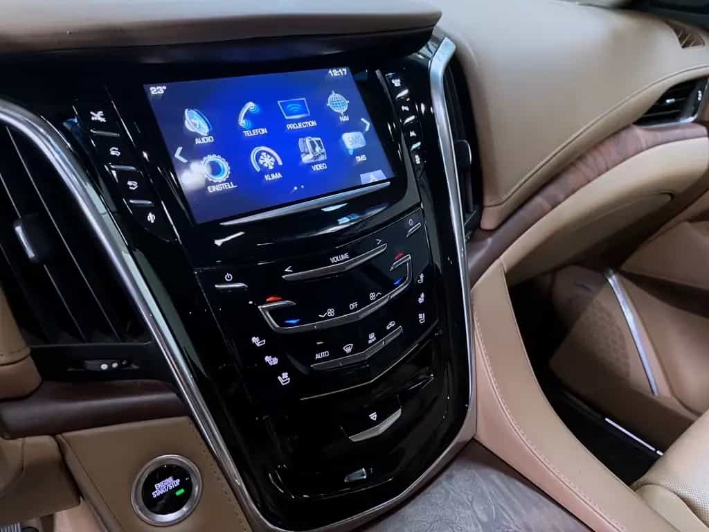 Cadillac Escalade GMT K2XL Platinum ESV 03/2017-photo-11