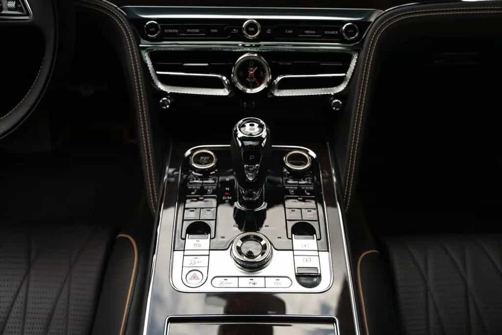 Bentley Flying Spur W12 Mulliner Driving Spec 12/2022-photo-15