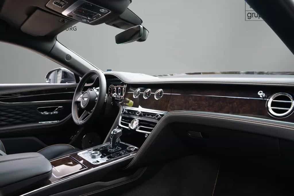 Bentley Flying Spur W12 Mulliner Driving Spec 12/2022-photo-21