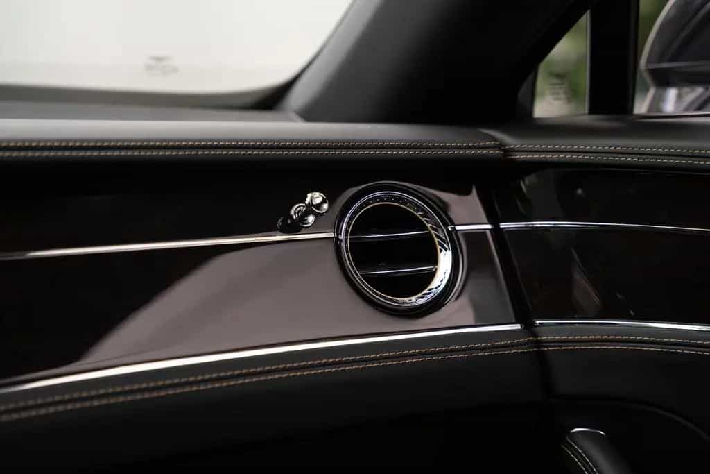 Bentley Flying Spur W12 Mulliner Driving Spec 12/2022-photo-23