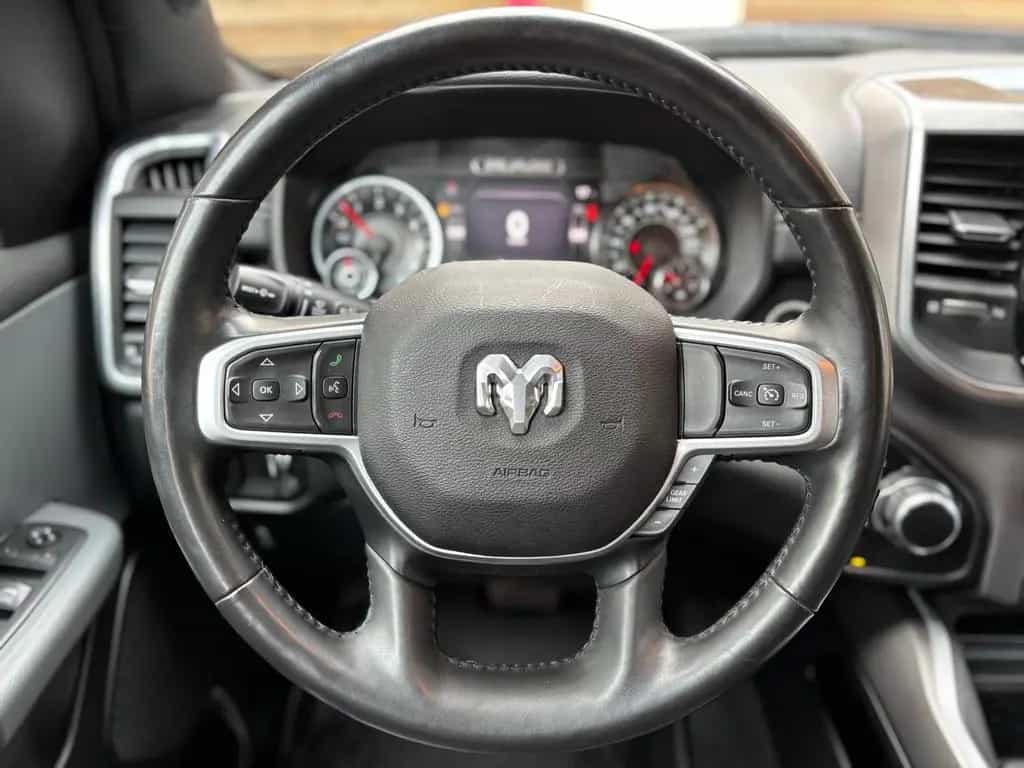 Dodge RAM 1500 5,7L BigHorn Crew Cab LED AHK 4x4 05/2021-photo-21