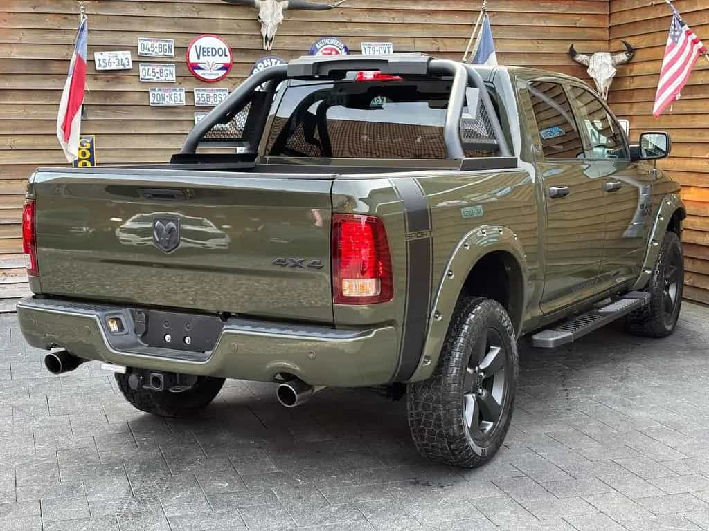 Dodge RAM 1500 5,7L Warlock 4x4 LEDER AHK LED 06/2022-photo-14