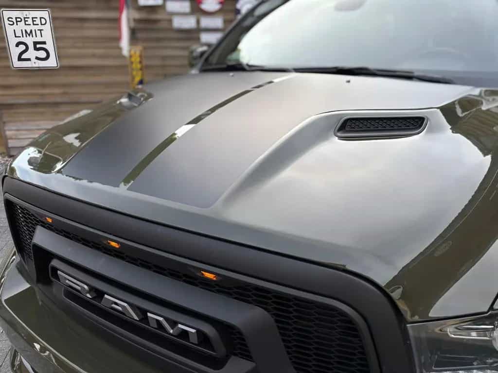 Dodge RAM 1500 5,7L Warlock 4x4 LEDER AHK LED 06/2022-photo-6