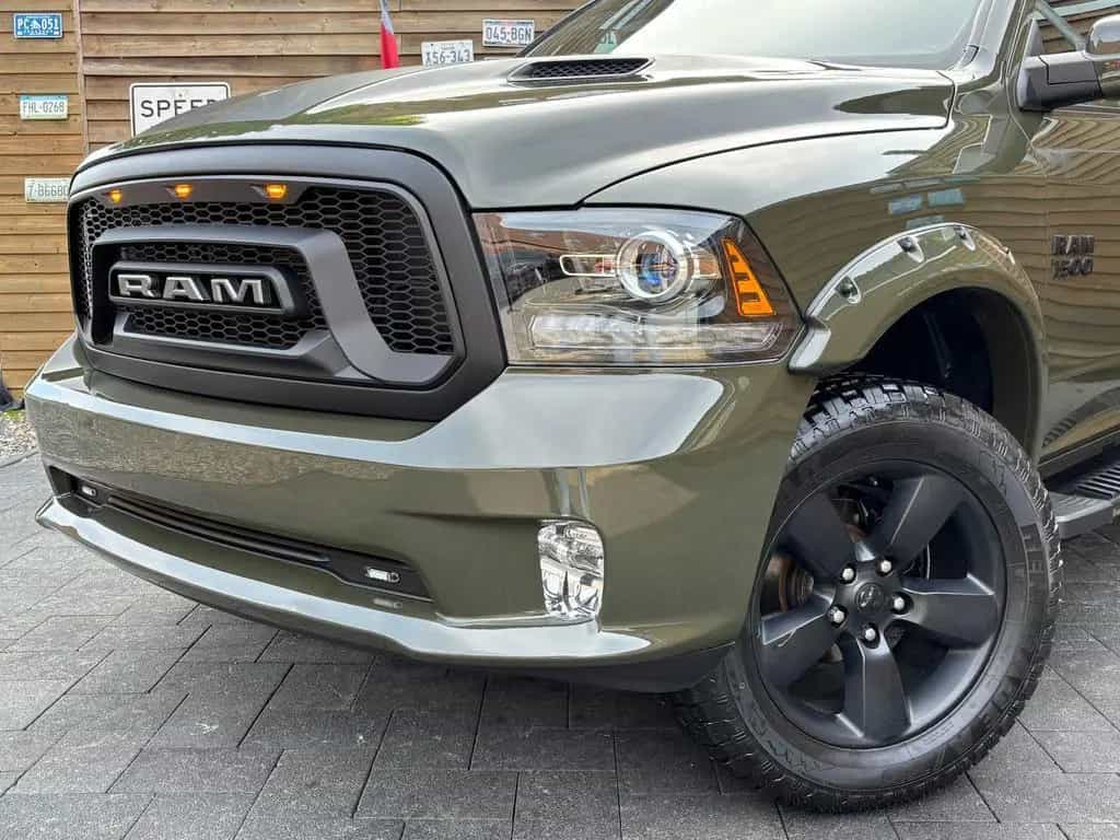 Dodge RAM 1500 5,7L Warlock 4x4 LEDER AHK LED 06/2022-photo-7