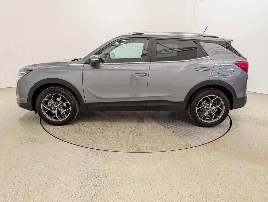 Ssangyong Korando 1.5 P AT 2WD Quartz LED|Navi|ACC|RFK 06/2025-photo-2