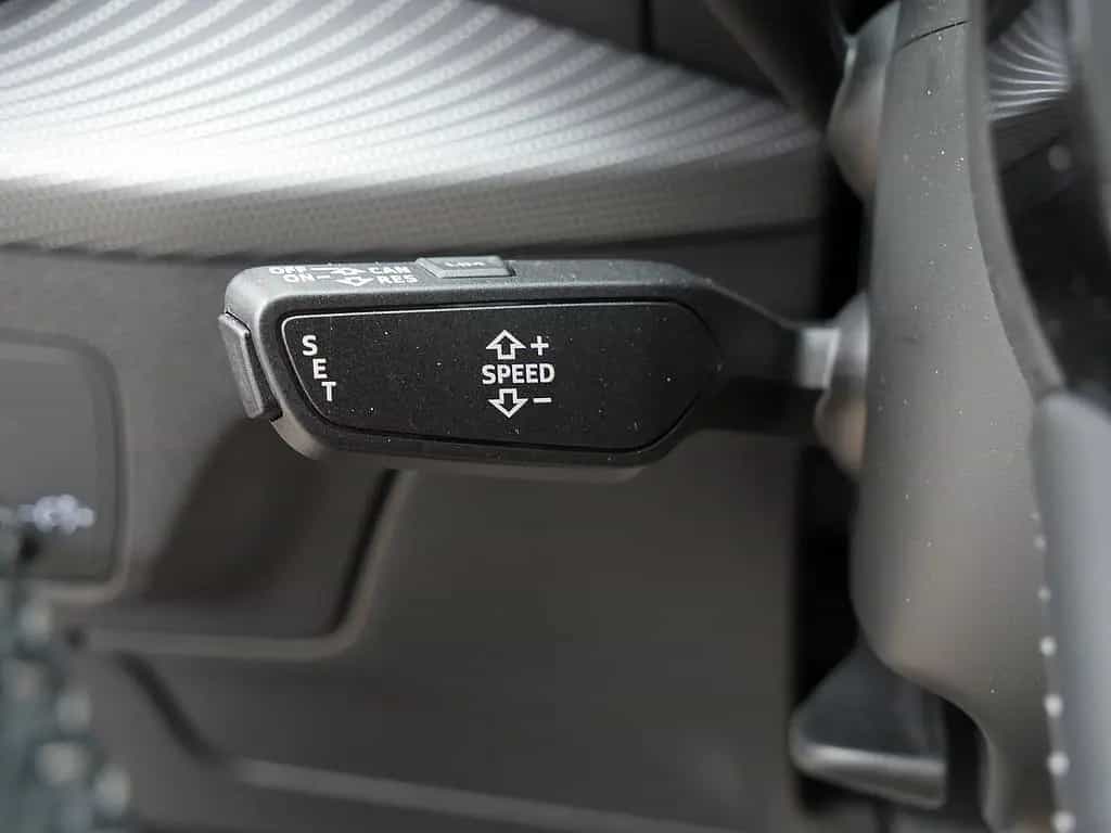 Audi Q2 35 TFSI sport 07/2020-photo-24