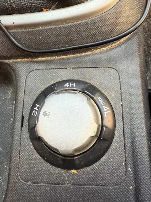 Isuzu D-Max 4x4 04/2013-photo-12