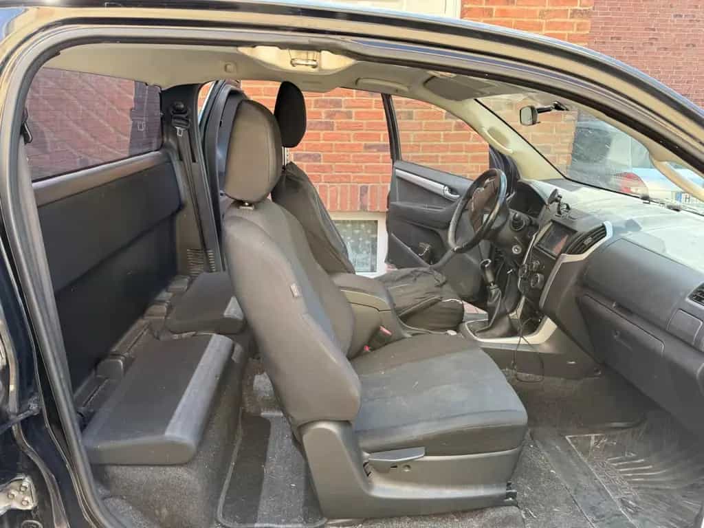Isuzu D-Max 4x4 04/2013-photo-8