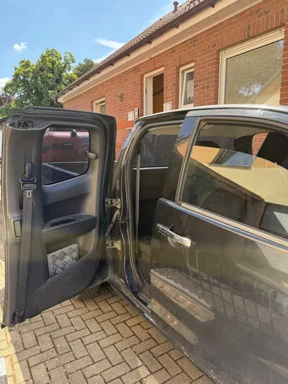 Isuzu D-Max 4x4 04/2013-photo-9