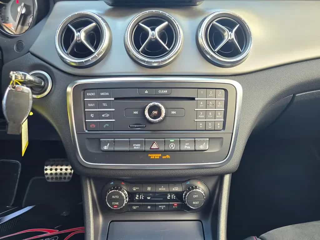 Mercedes-Benz CLA 250 AMG-Line°BiXenon°Shzg°PDC°Kima°Tempomat 12/2015-photo-20
