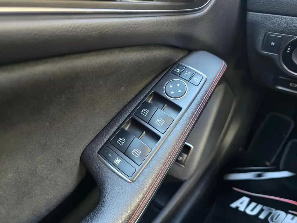 Mercedes-Benz CLA 250 AMG-Line°BiXenon°Shzg°PDC°Kima°Tempomat 12/2015-photo-23