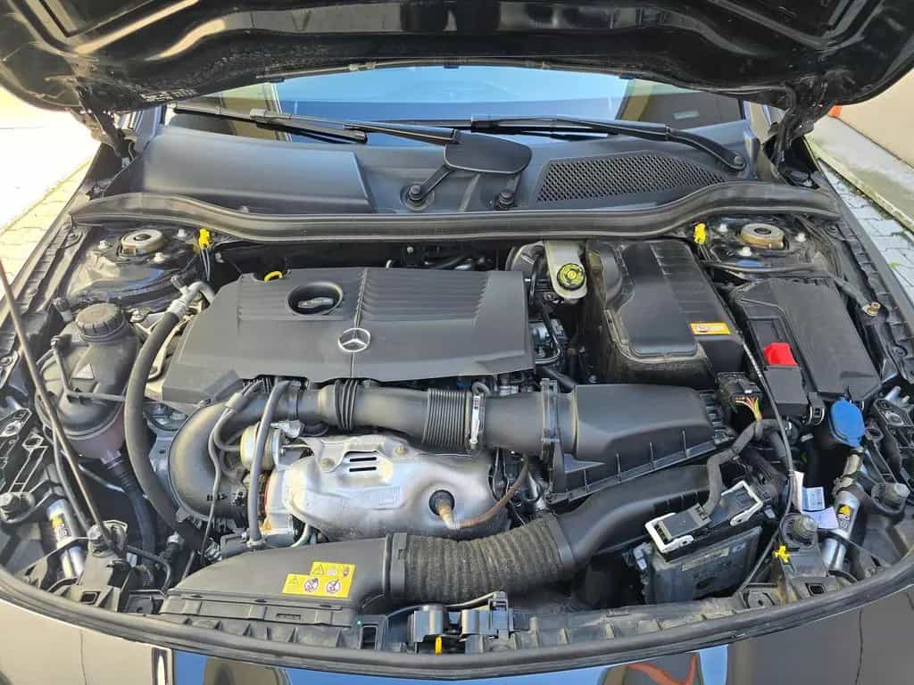 Mercedes-Benz CLA 250 AMG-Line°BiXenon°Shzg°PDC°Kima°Tempomat 12/2015-photo-25