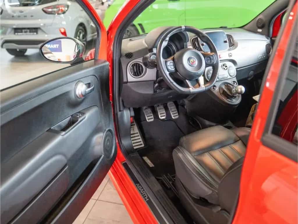 Abarth 595 Turismo 1.4 T-Jet Navi Akrapovic Sportpaket 09/2019-photo-10