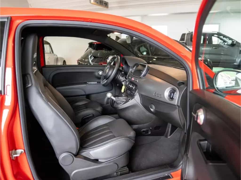 Abarth 595 Turismo 1.4 T-Jet Navi Akrapovic Sportpaket 09/2019-photo-12