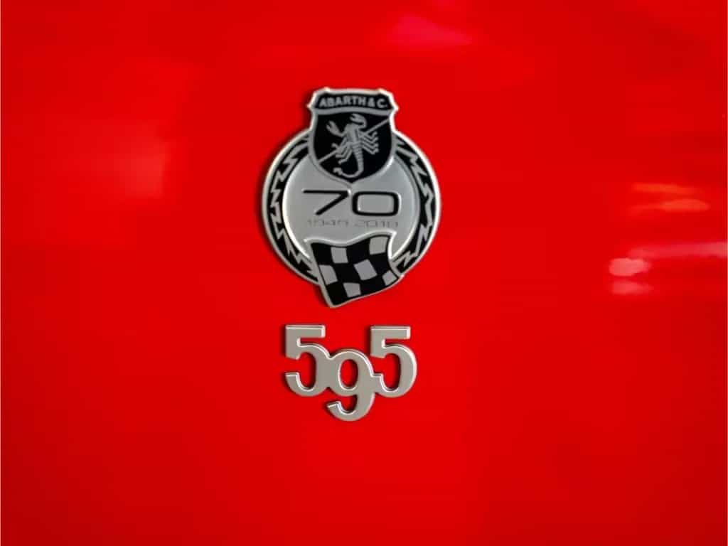 Abarth 595 Turismo 1.4 T-Jet Navi Akrapovic Sportpaket 09/2019-photo-9
