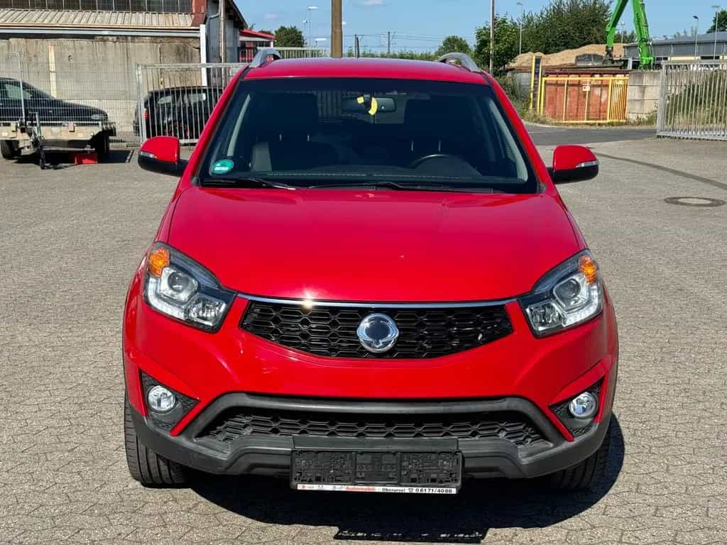 Ssangyong Korando 2.0e-XDI 4x4  1.Hand - Automatik - Leder 03/2016-photo-1
