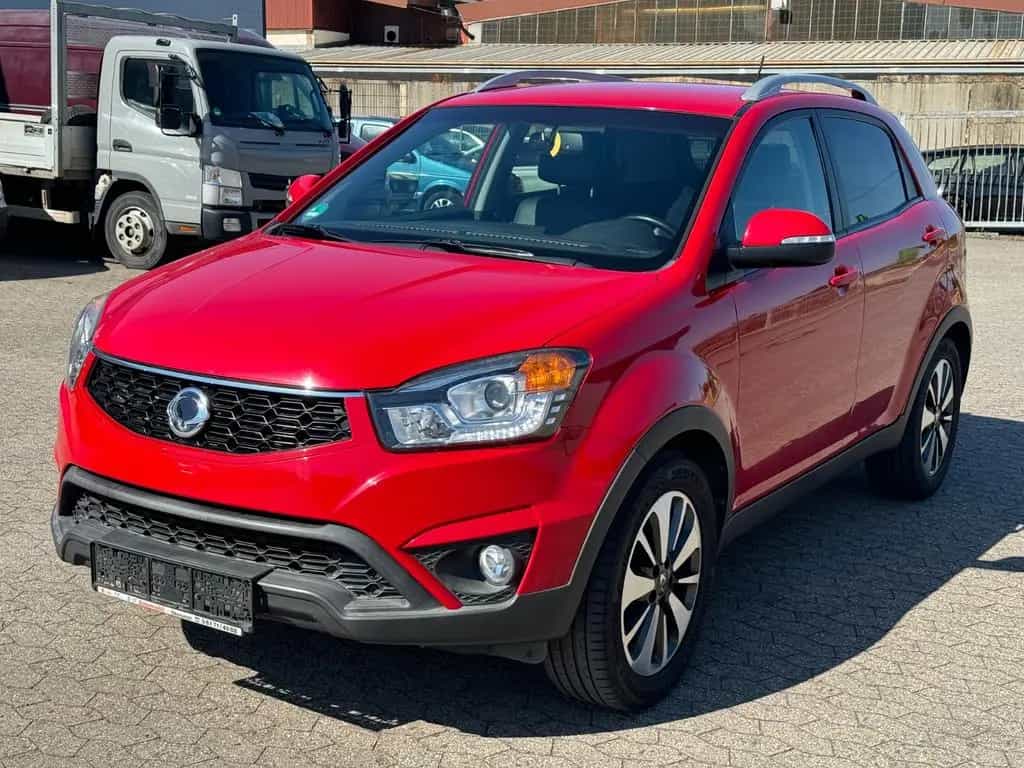 Ssangyong Korando 2.0e-XDI 4x4  1.Hand - Automatik - Leder 03/2016-photo-2