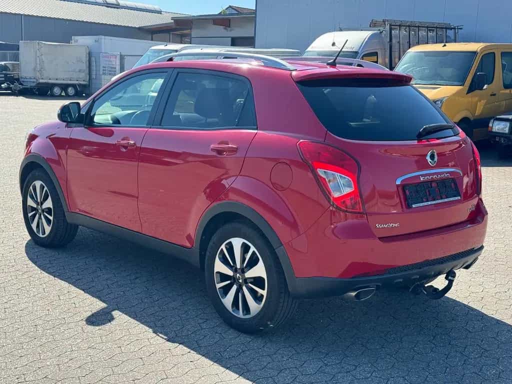 Ssangyong Korando 2.0e-XDI 4x4  1.Hand - Automatik - Leder 03/2016-photo-3
