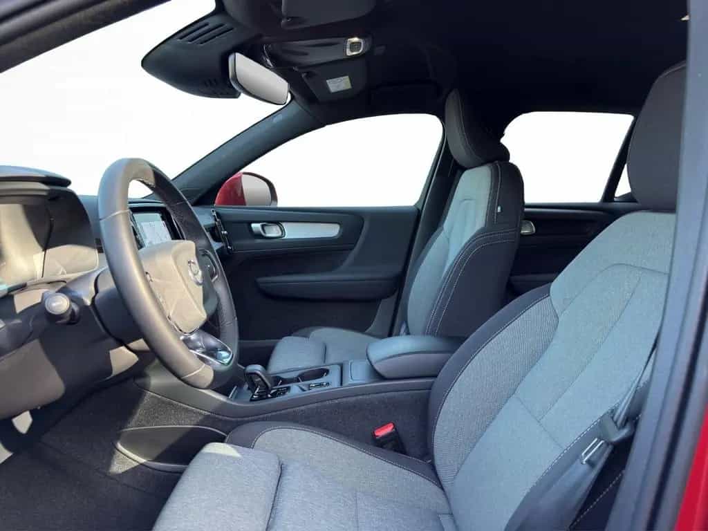 Volvo XC40 T2 2WD Core 05/2023-photo-8