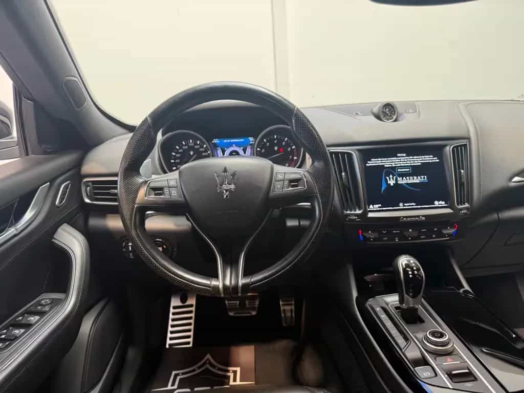 Maserati Levante S *SPORTAGA*Memory*Leder-Schwarz* 12/2017-photo-18