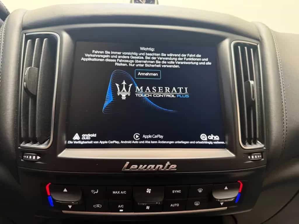 Maserati Levante S *SPORTAGA*Memory*Leder-Schwarz* 12/2017-photo-23