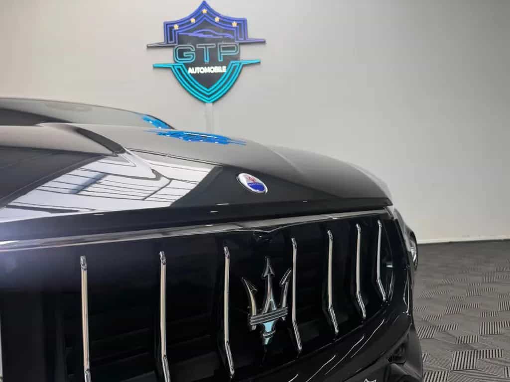 Maserati Levante S *SPORTAGA*Memory*Leder-Schwarz* 12/2017-photo-4