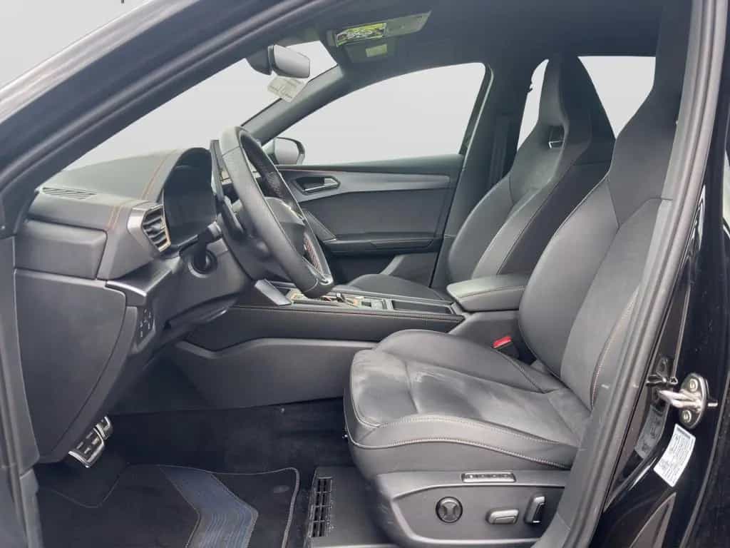 Cupra Leon eTSI DSG ACC AHK Matrix Memory Totwinkel 02/2025-photo-10