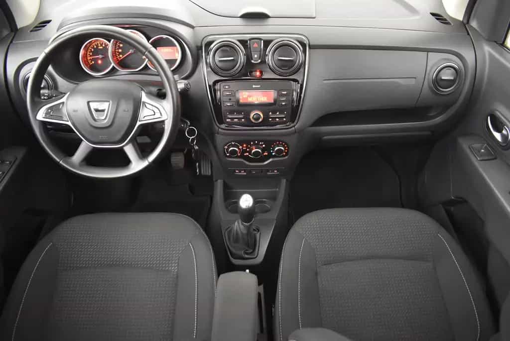 Dacia Lodgy Comfort/KLIMA/SITZHEIZUNG/PDC 02/2018-photo-6