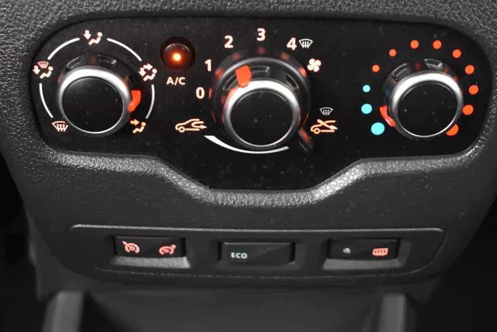 Dacia Lodgy Comfort/KLIMA/SITZHEIZUNG/PDC 02/2018-photo-9