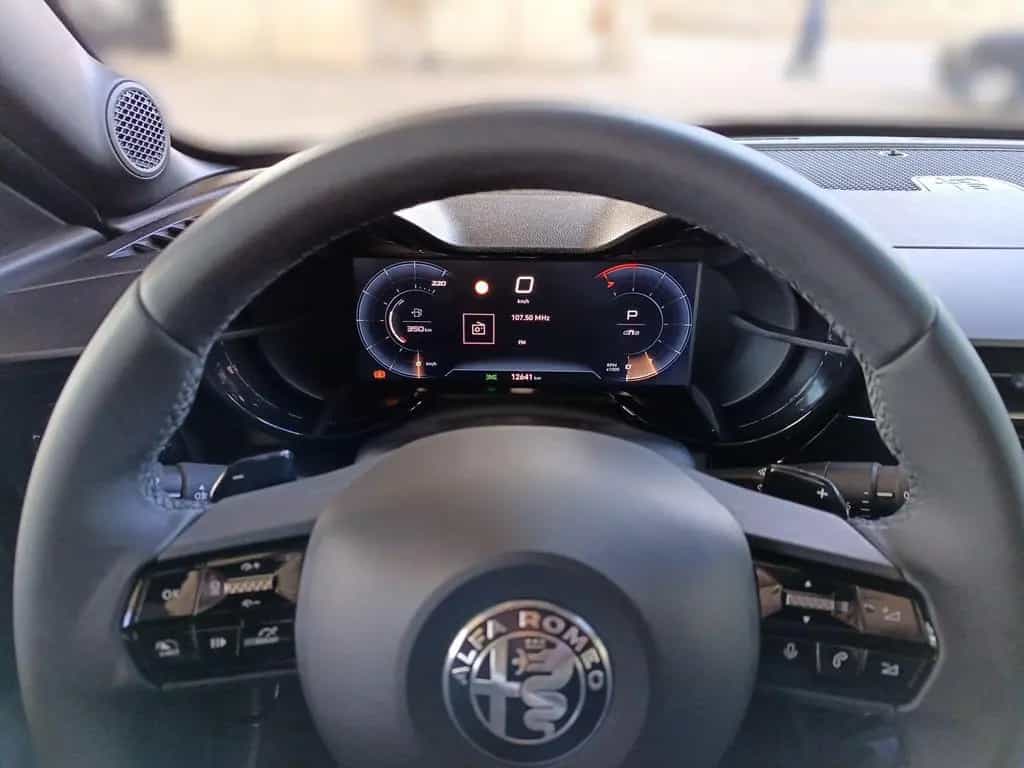 Alfa Romeo Junior 1.2 MHEV 05/2025-photo-15