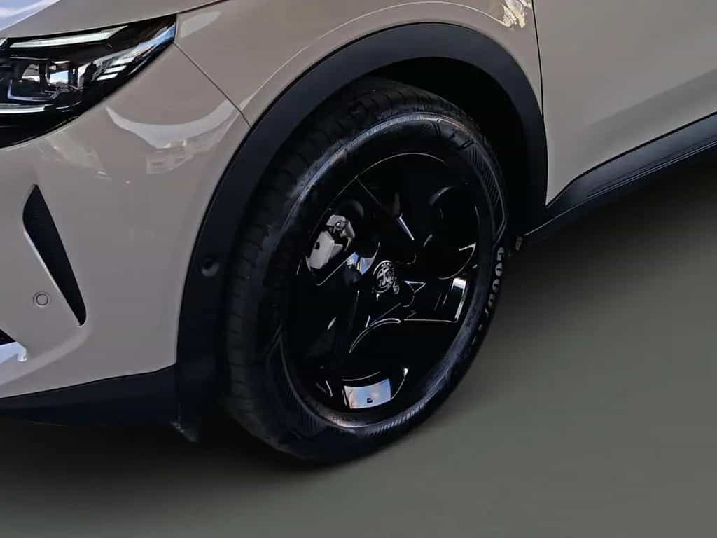 Alfa Romeo Junior 1.2 MHEV 05/2025-photo-8